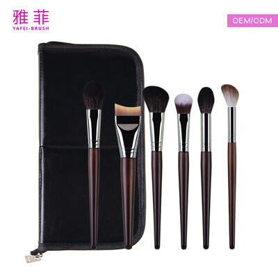 kopen Make-up borstel Set Middelgrote tong in de vorm van klassieke sabel haar blending borstel Ideaal voor professionele make-up kunstenaars en schoonheidssalonsY18 online vervaardiging