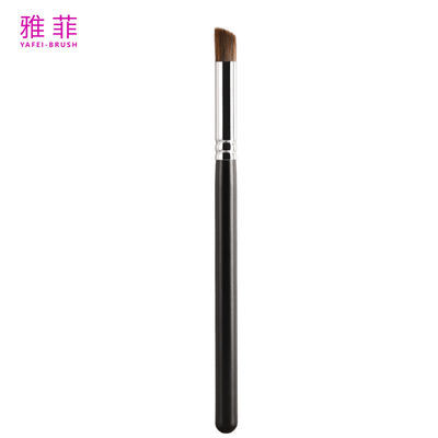 A37 Schuin neusprofiel Synthetische make-upborstels Blush And Highlighter Borstel OEM